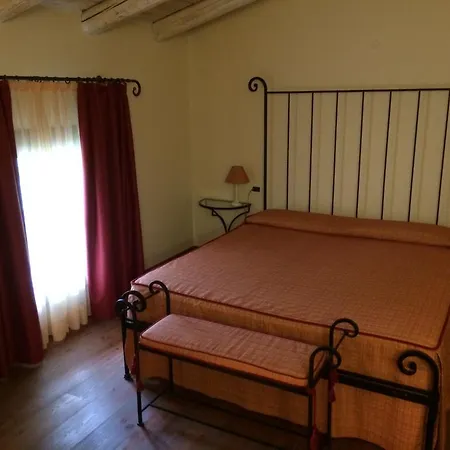 Country house Il Bosco Di Arichis